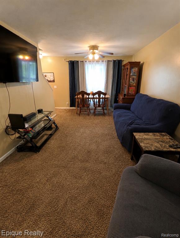 11619 Read Avenue Property Photo 2