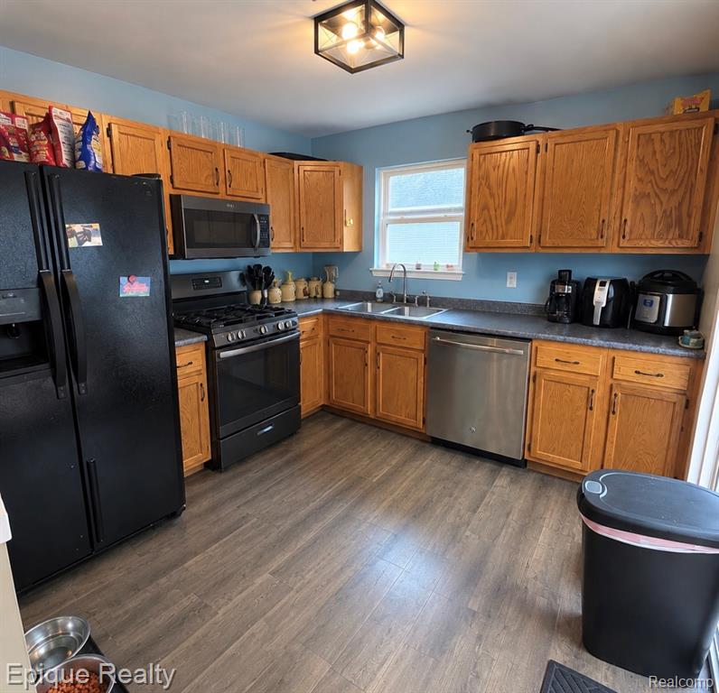 11619 Read Avenue Property Photo 9