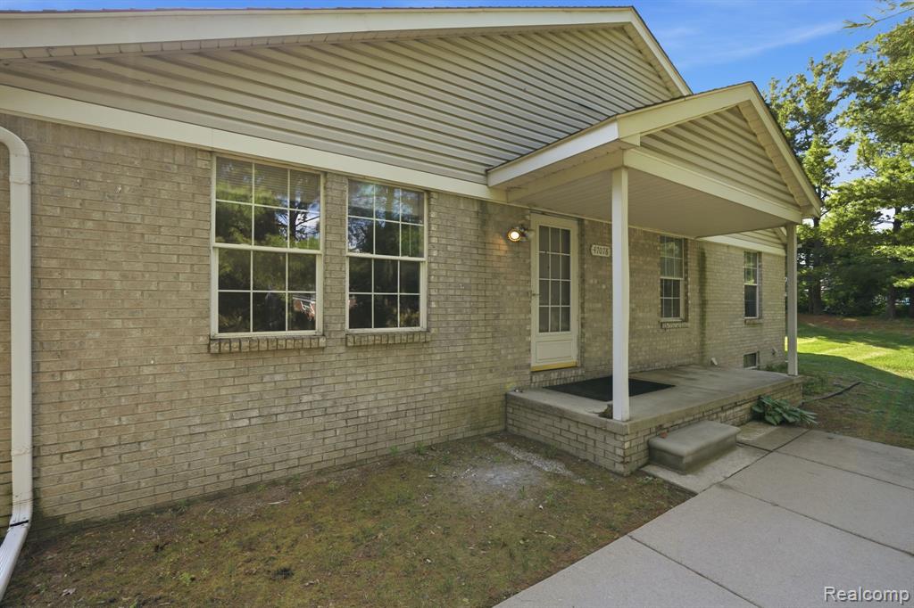 47078 Auburn Court Property Photo 1