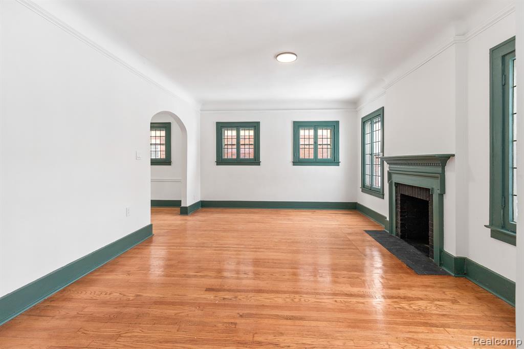 4767 Sturtevant Street Property Photo 4