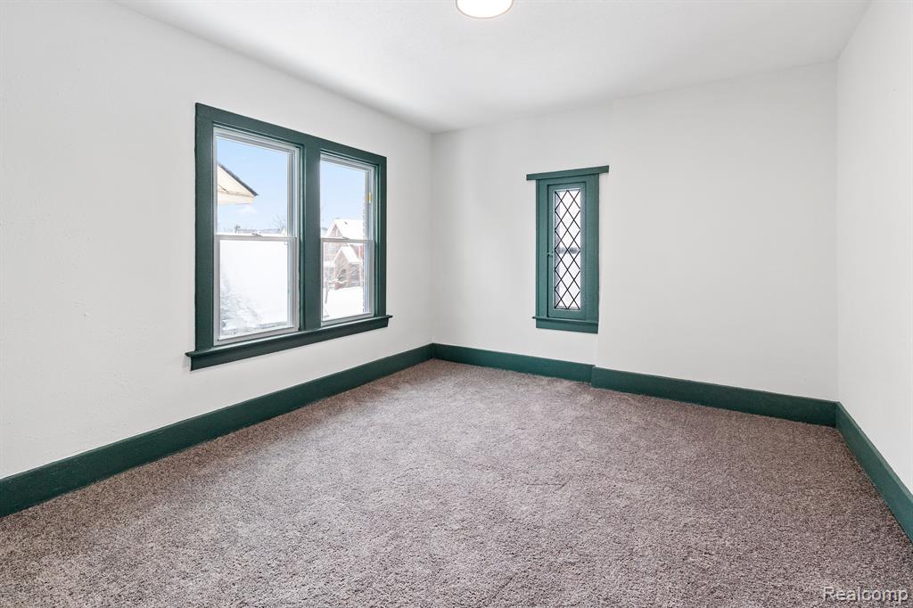 4767 Sturtevant Street Property Photo 15