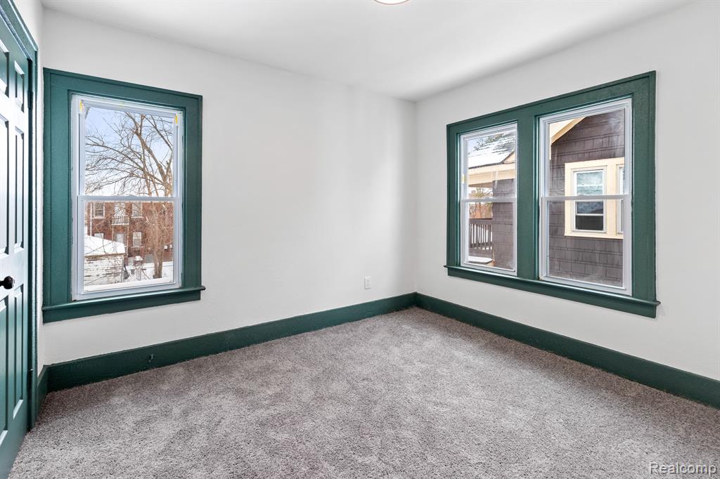4767 Sturtevant Street Property Photo 24