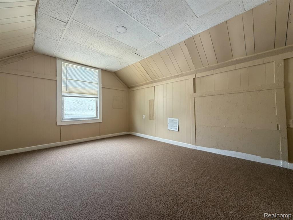 15935 Normandy Street Property Photo 8