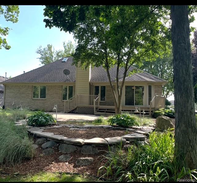 45926 Riverview Court Property Photo 3