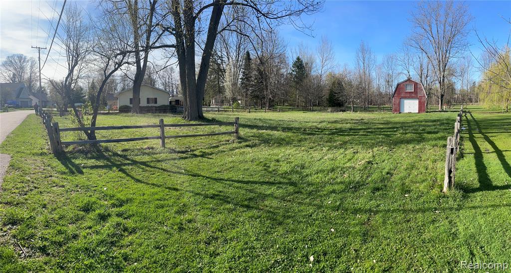 Lot 2 Elmhurst Drive Property Photo 3