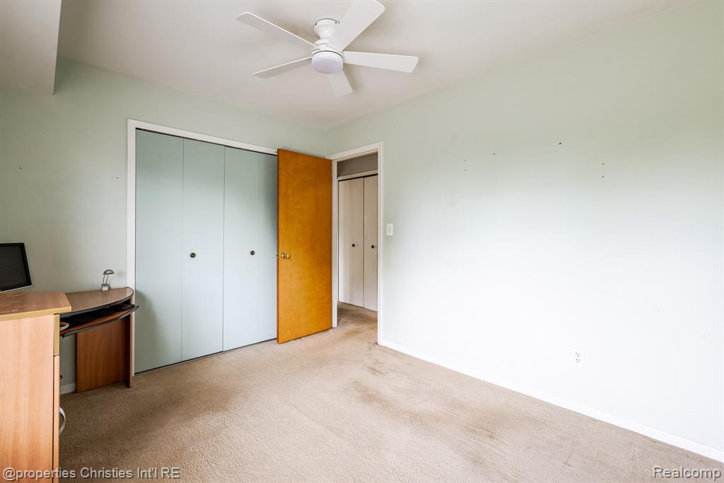 41678 Bedford Drive Property Photo 20