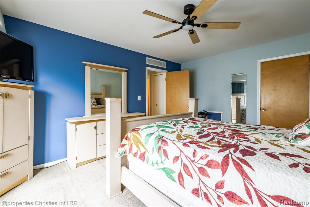 41678 Bedford Drive Property Photo 24