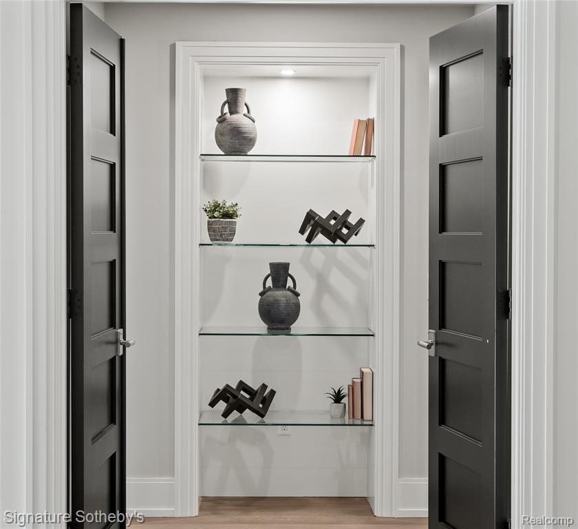 1120 Lyonhurst Street Property Photo 20