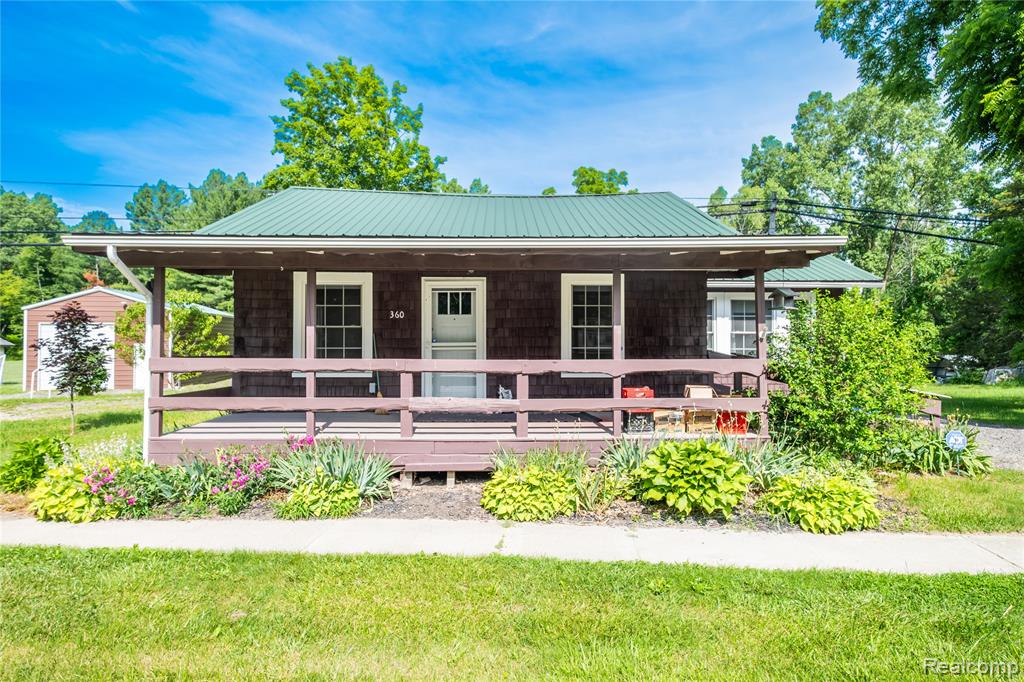 360 S State Road Property Photo 2