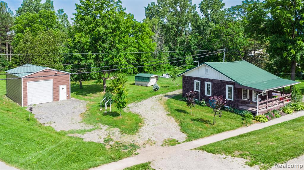 360 S State Road Property Photo 18
