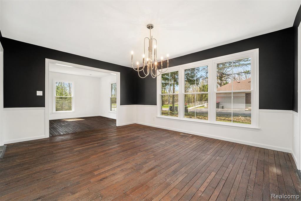26914 Pebblestone Street Property Photo 7