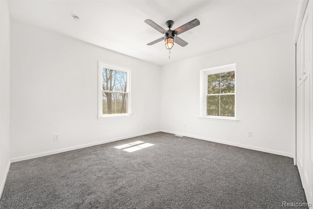 26914 Pebblestone Street Property Photo 19