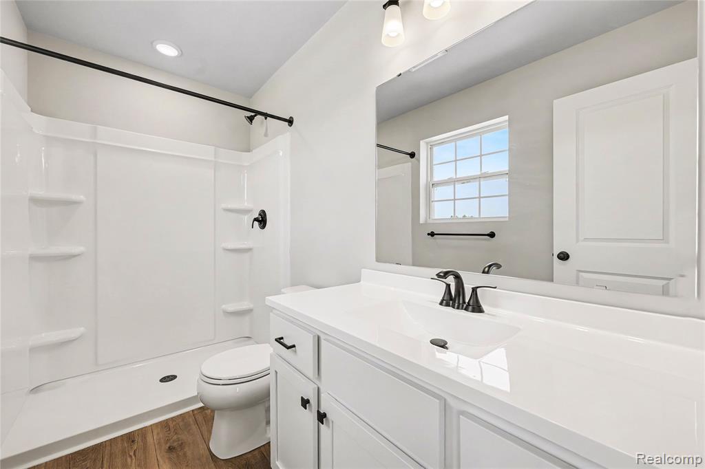 749 Lone Oak Way Property Photo 10