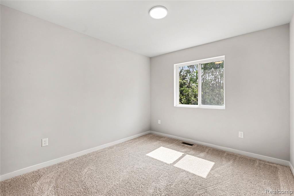 749 Lone Oak Way Property Photo 11