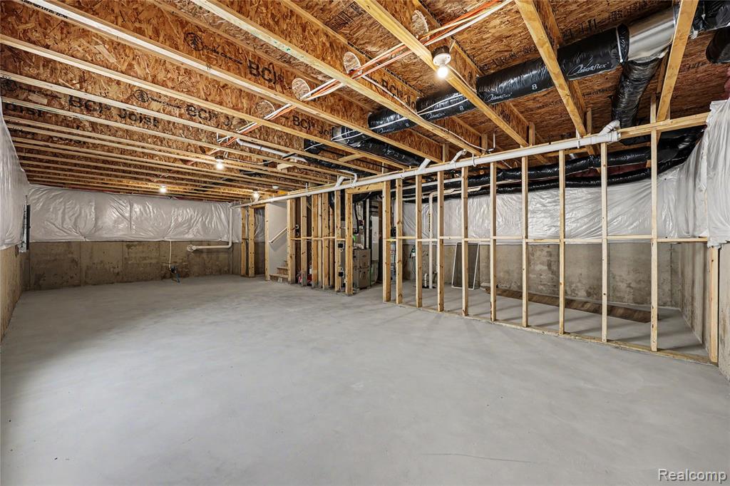 749 Lone Oak Way Property Photo 15