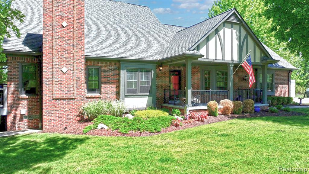 156 Sandhills Lane Property Photo 3