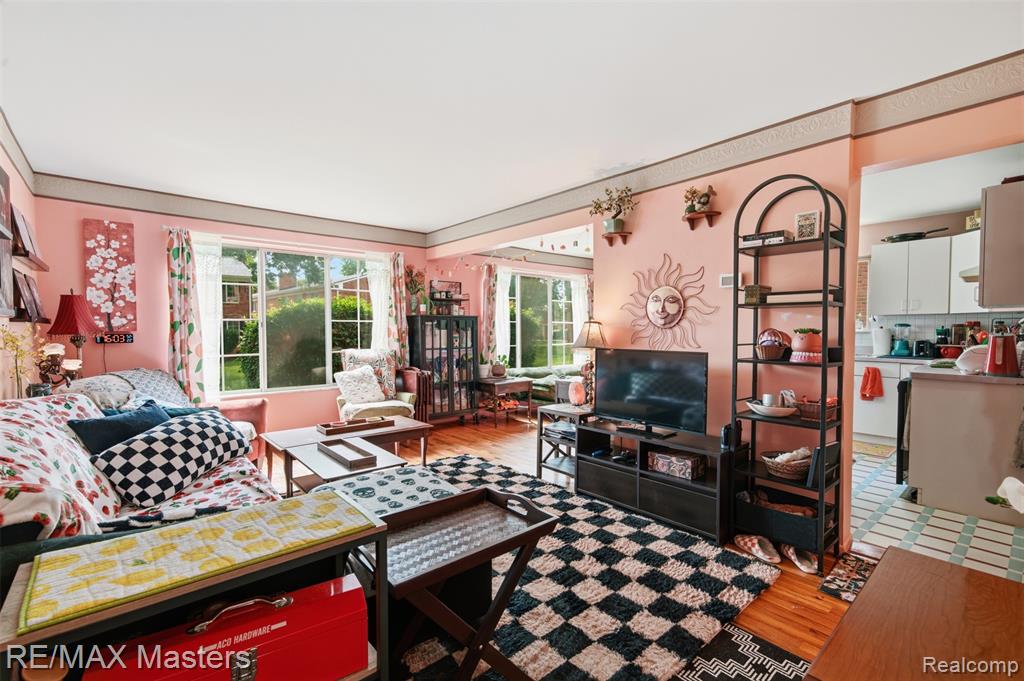 29606 Hoover Road Property Photo 4