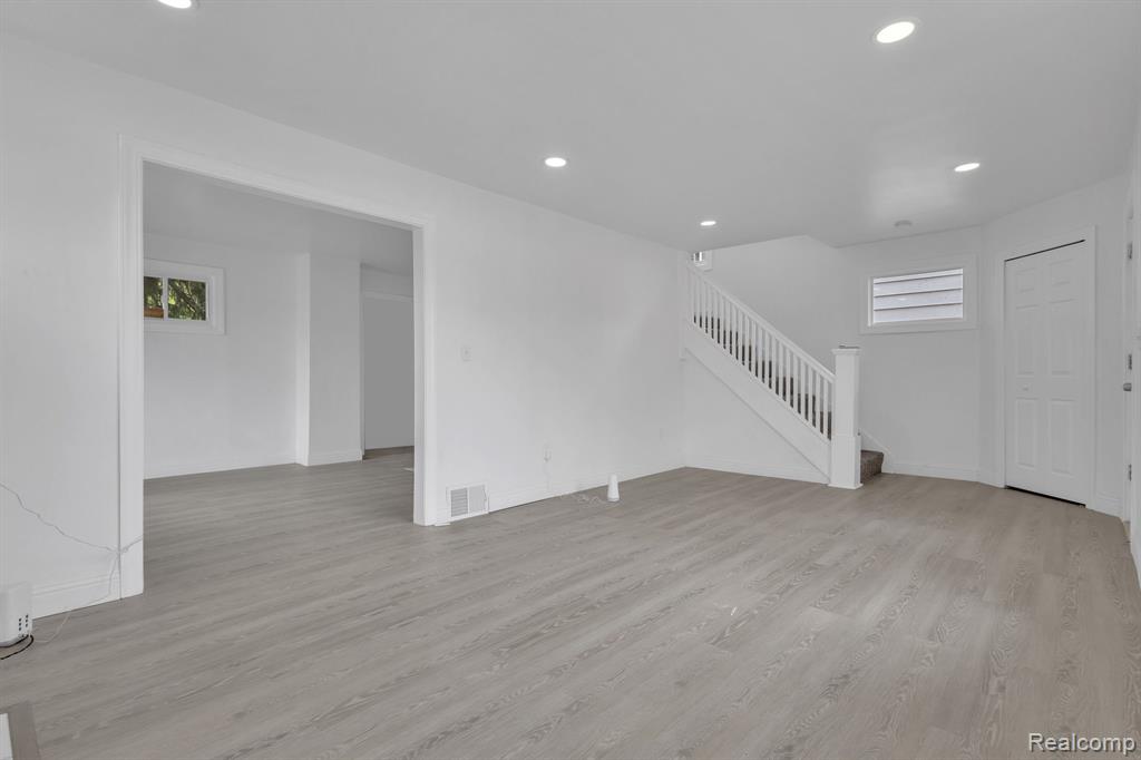 12796 Cherrylawn Street Property Photo 12