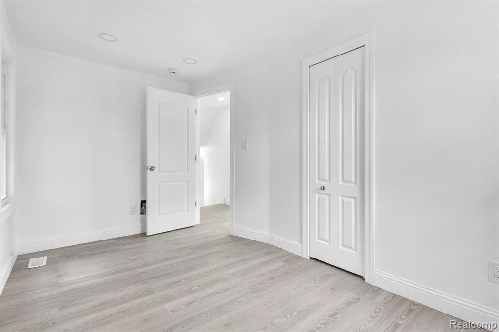 12796 Cherrylawn Street Property Photo 23