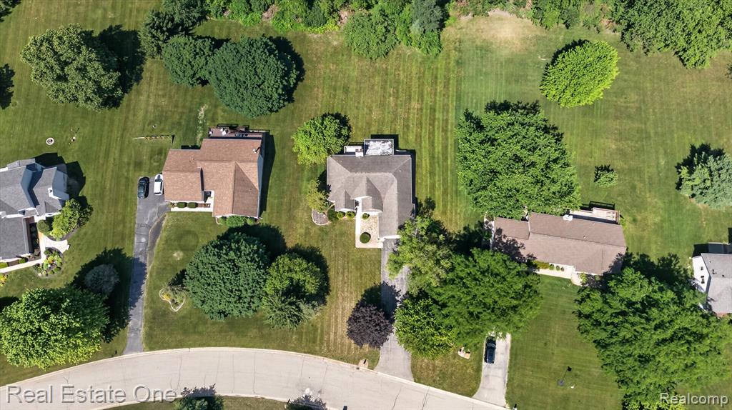 5128 Queensway Property Photo 65