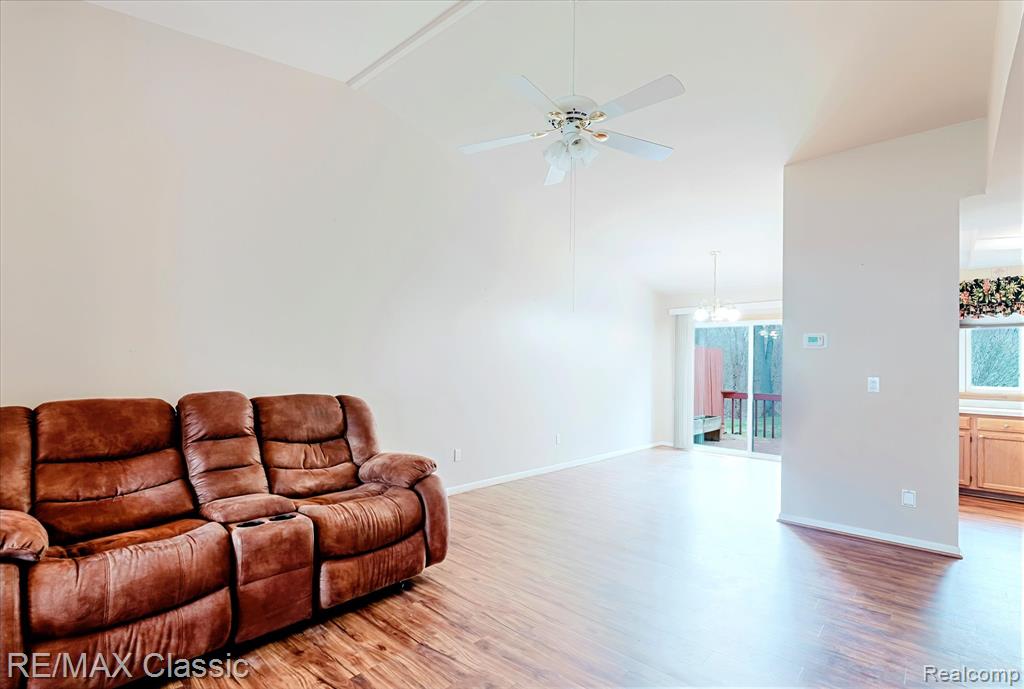 9039 Lake E Road Property Photo 9
