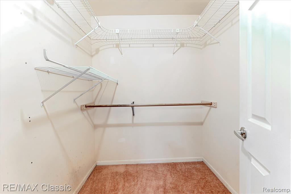 9039 Lake E Road Property Photo 23