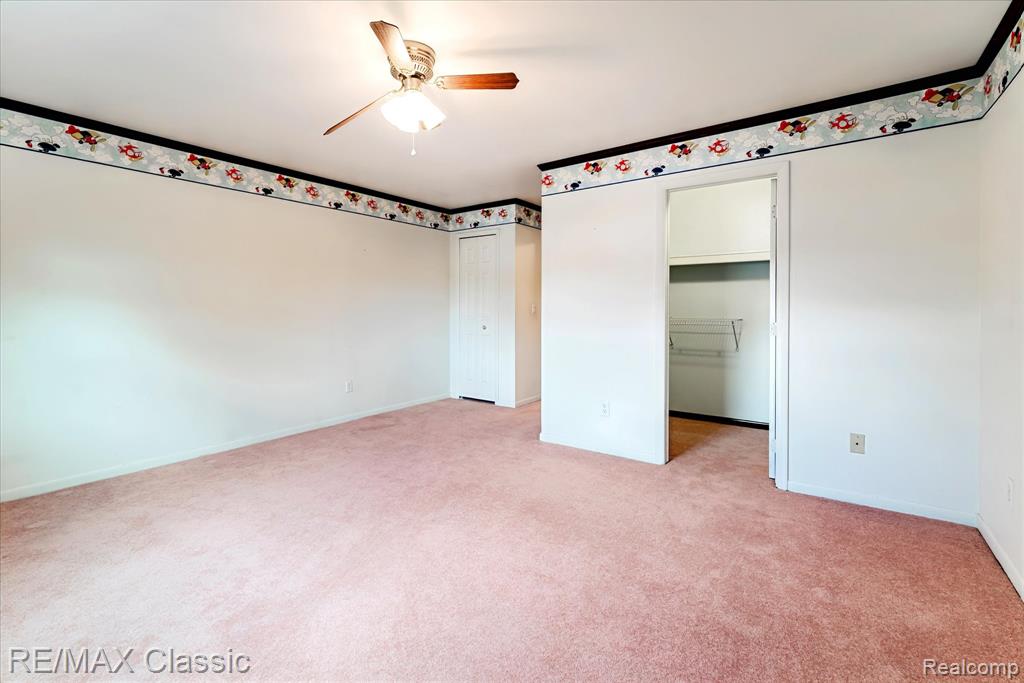 9039 Lake E Road Property Photo 28