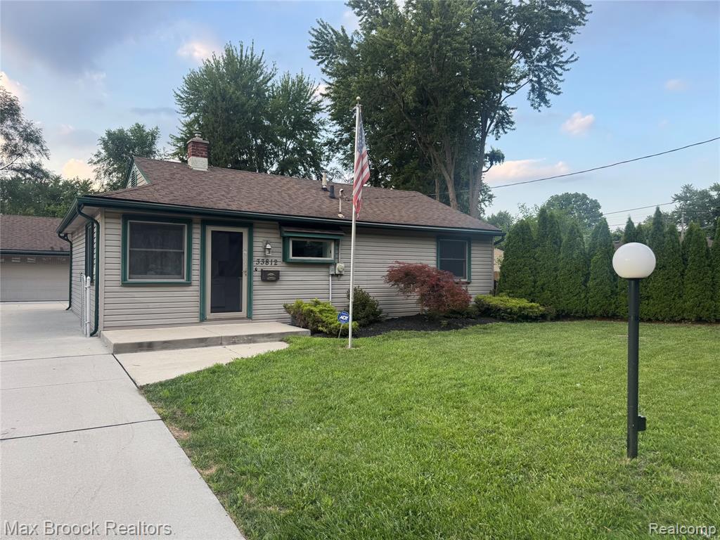 33812 Casco Court Property Photo 1
