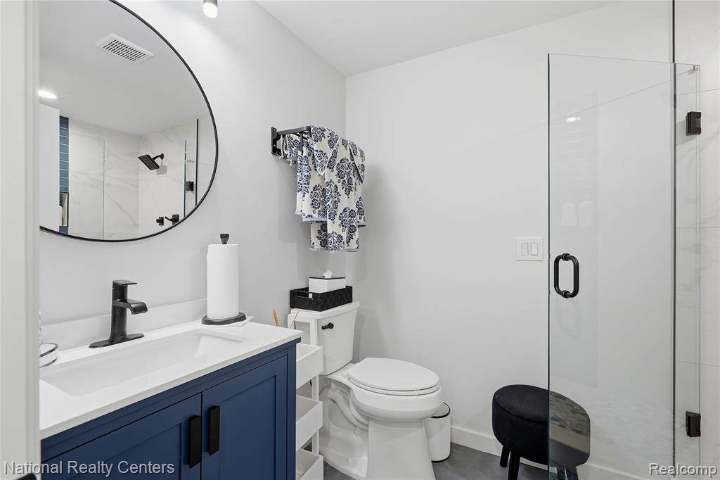 3142 Holburn Court Property Photo 43