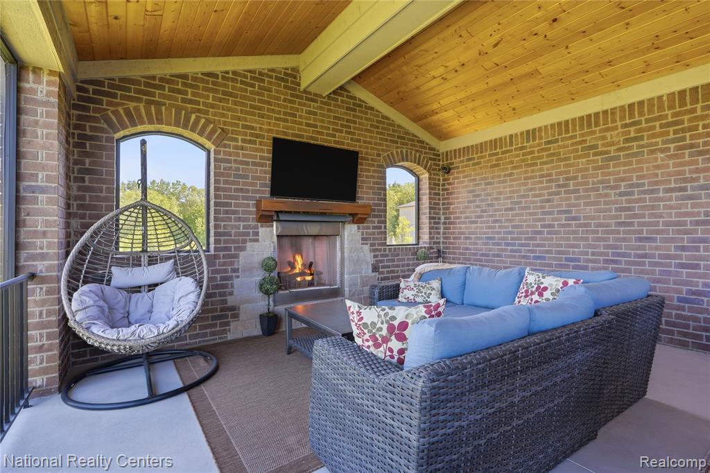 3142 Holburn Court Property Photo 48