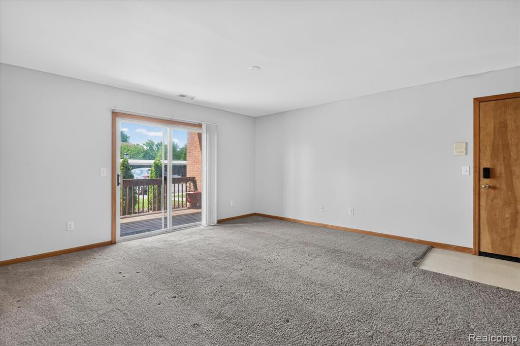 45720 Prairiegrass Court Property Photo 12