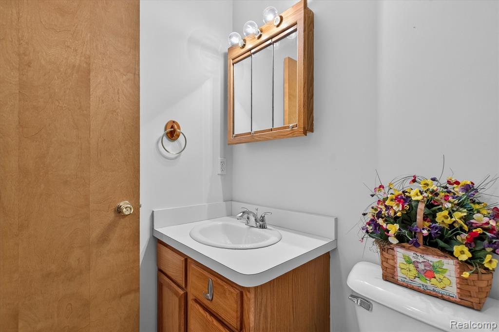 45720 Prairiegrass Court Property Photo 16