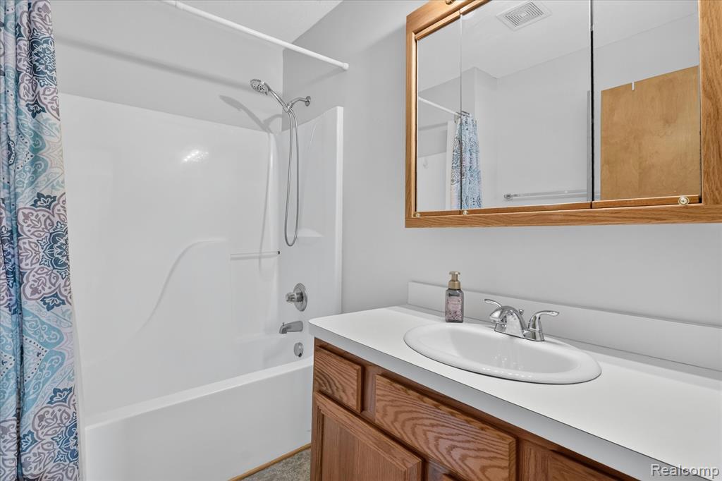 45720 Prairiegrass Court Property Photo 20