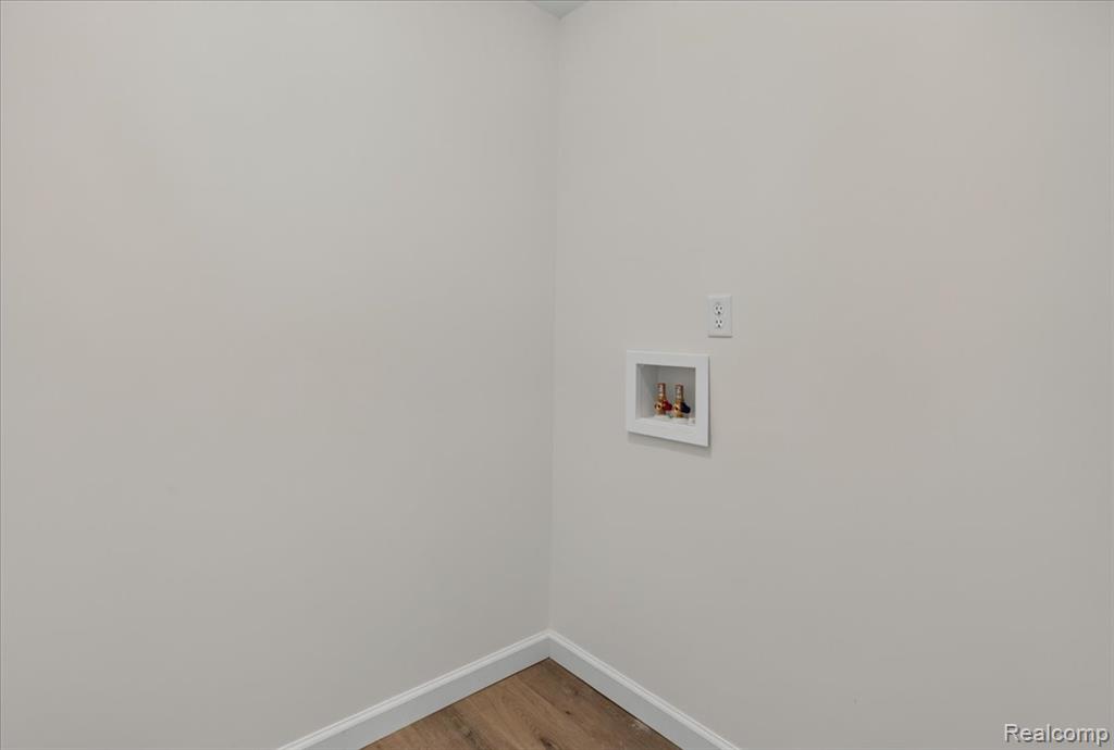 3156 Daisy Way Way Property Photo 19