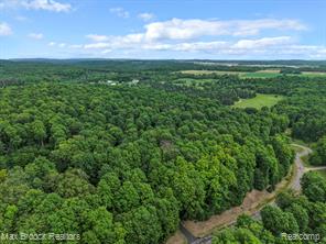 0000 Mackinaw Ridge Property Photo 14