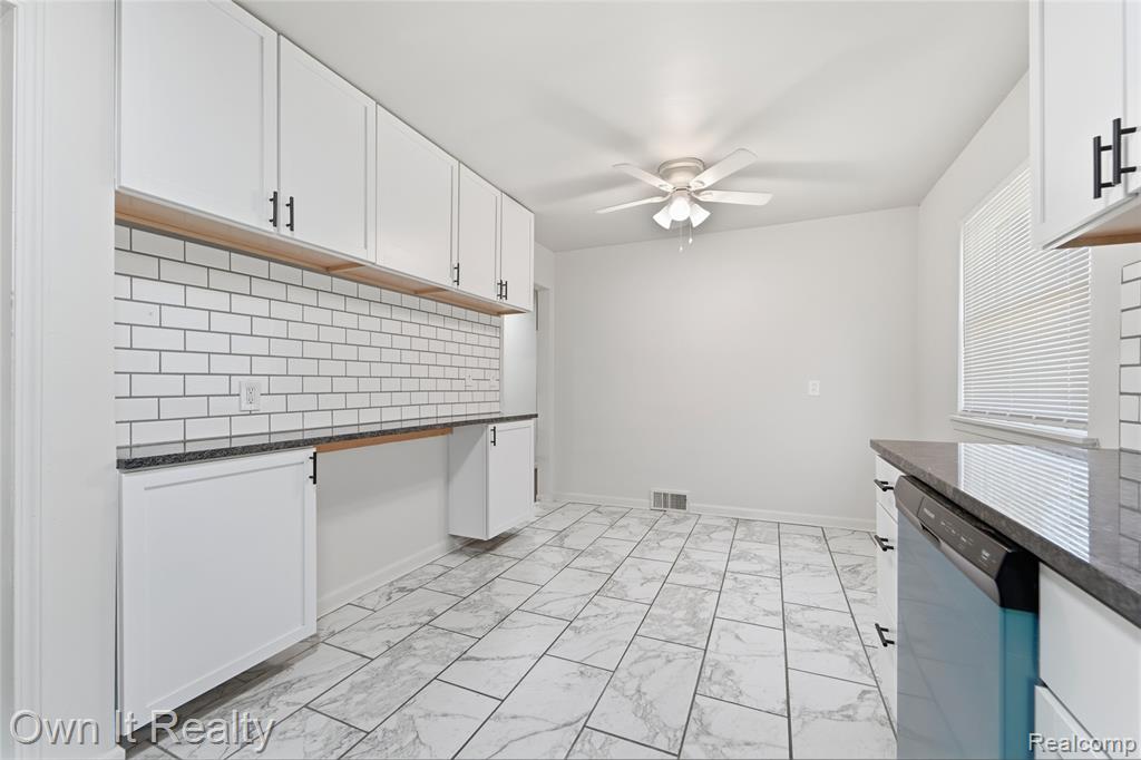 24985 Mabray Avenue Property Photo 20