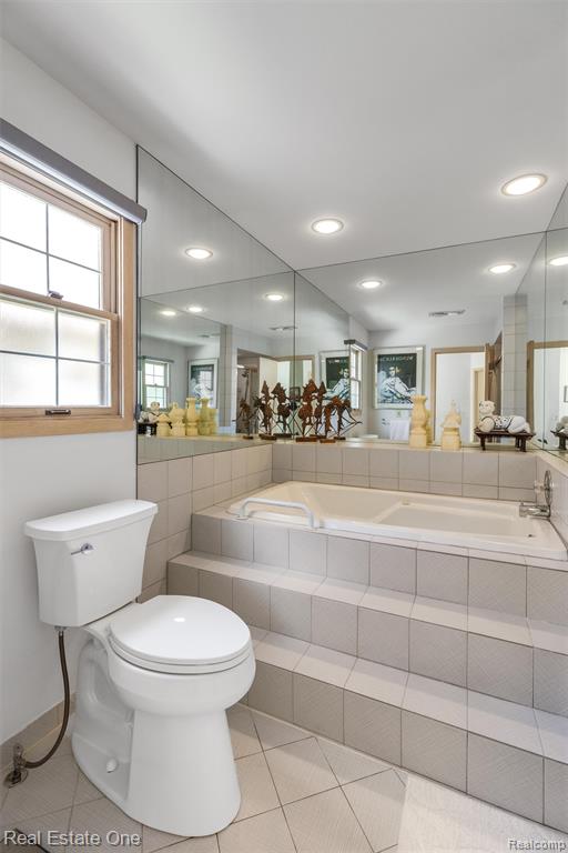 6273 Celeste Road Property Photo 23
