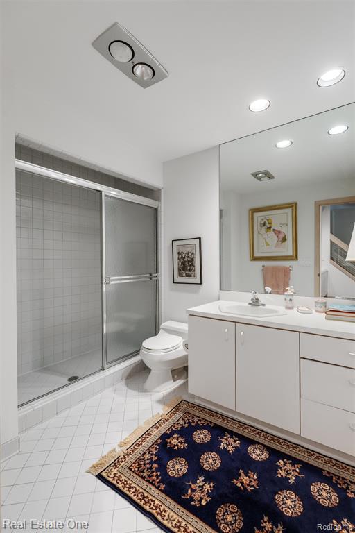 6273 Celeste Road Property Photo 36