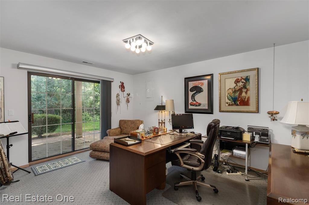 6273 Celeste Road Property Photo 38