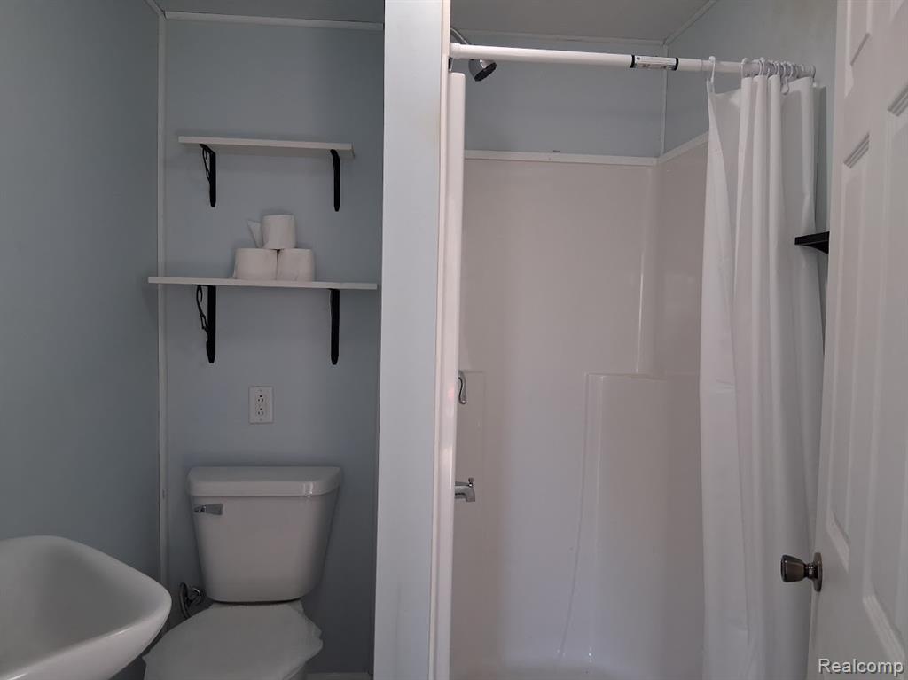 1292 Howard Street Property Photo 13