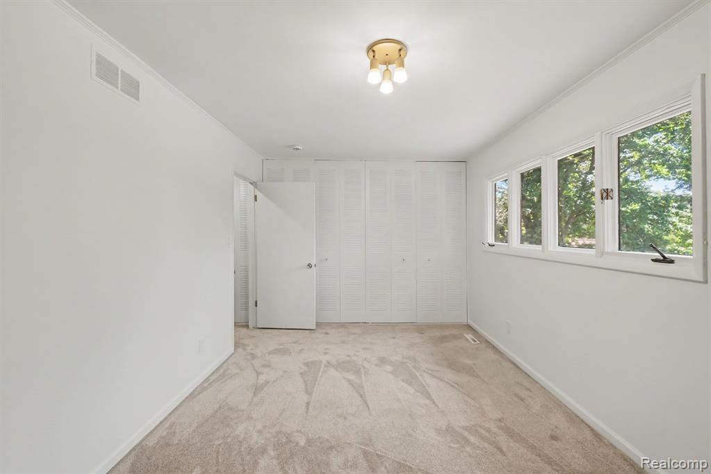 2056 Walden Court Property Photo 11