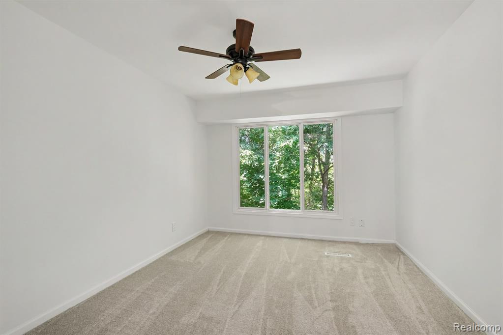 2056 Walden Court Property Photo 13