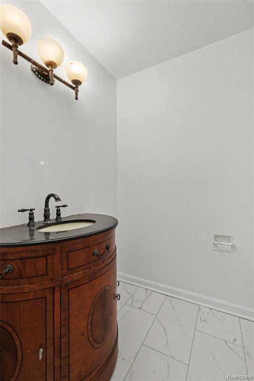 2056 Walden Court Property Photo 19
