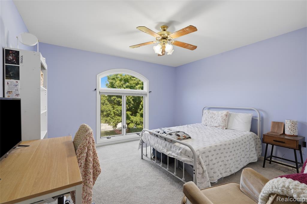 54856 Whitby Way Property Photo 33