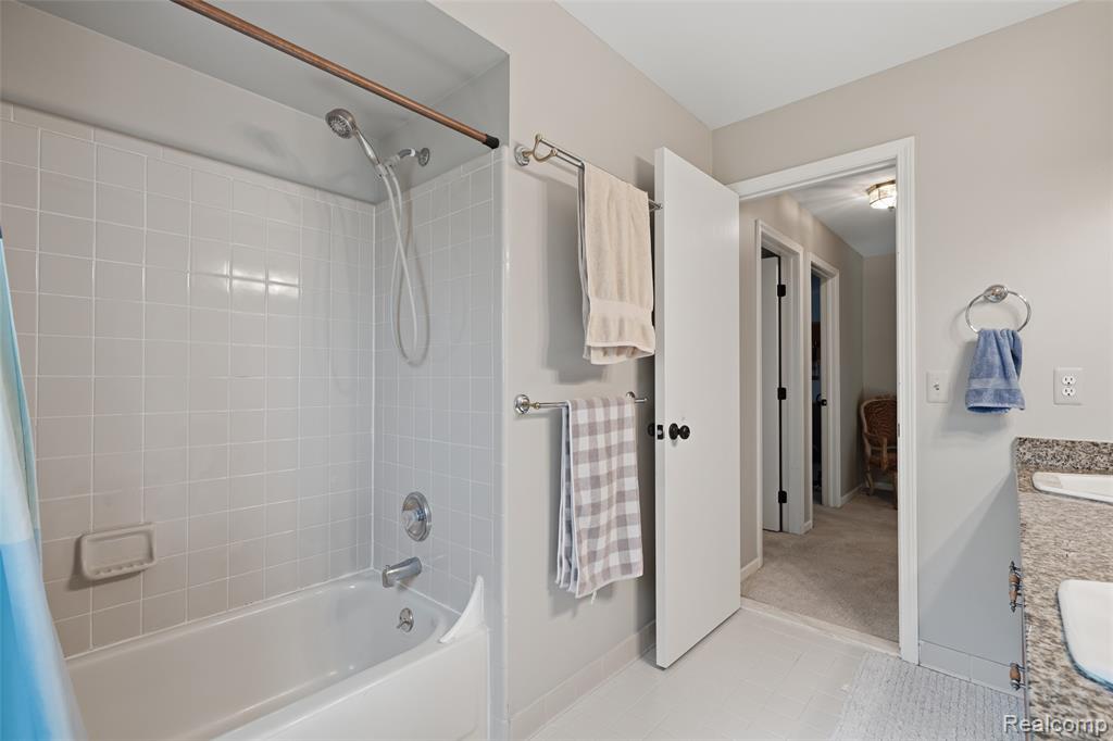 54856 Whitby Way Property Photo 35