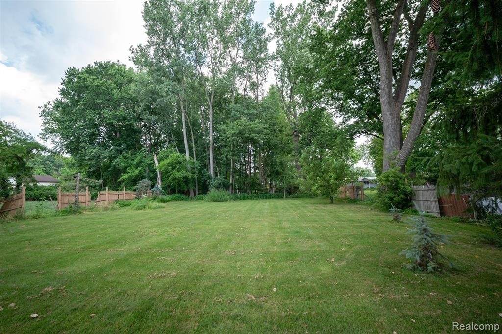 354 W Erie Road Property Photo 29