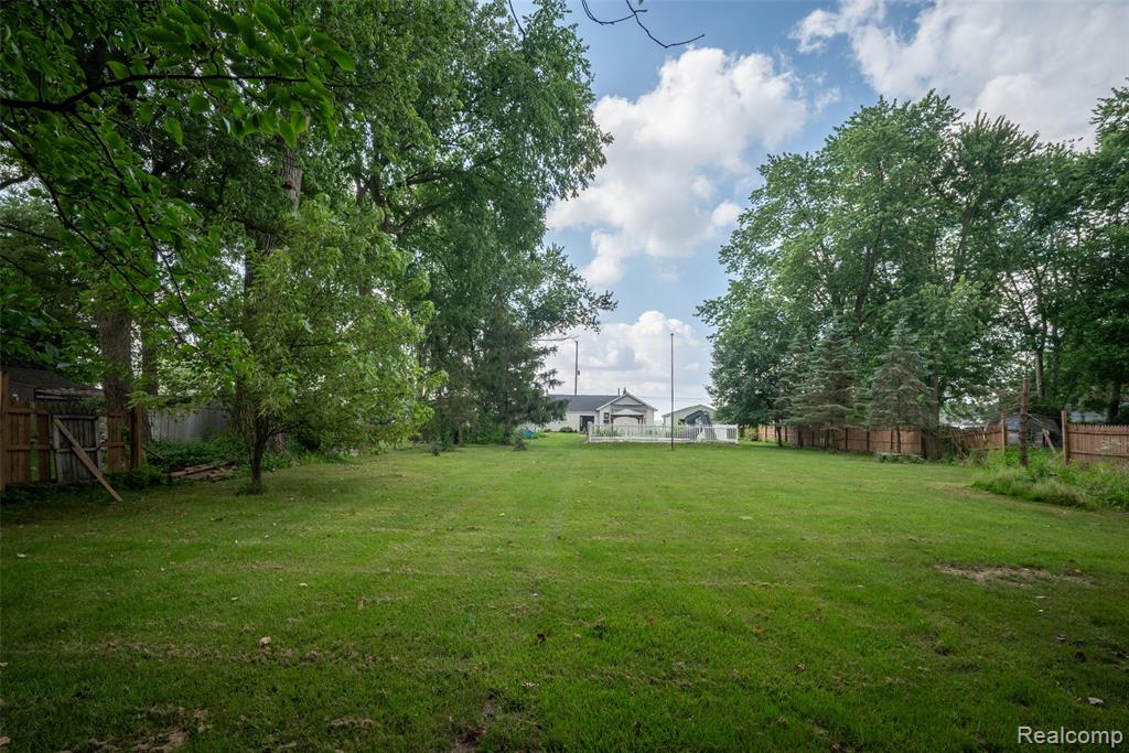 354 W Erie Road Property Photo 30