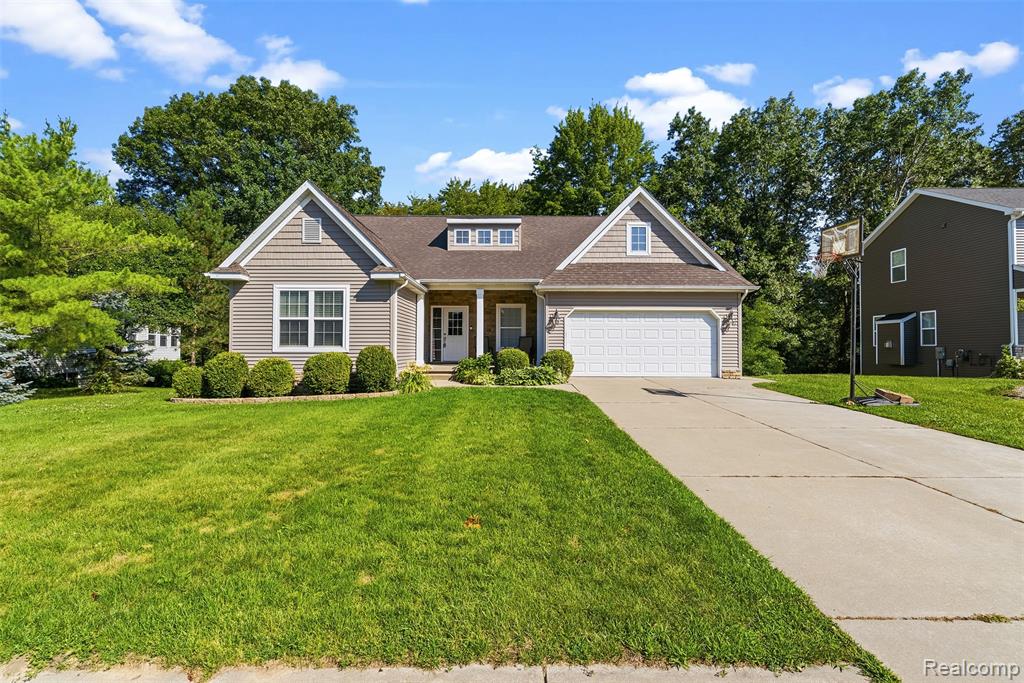 9285 Pine Walk Pass Property Photo 1