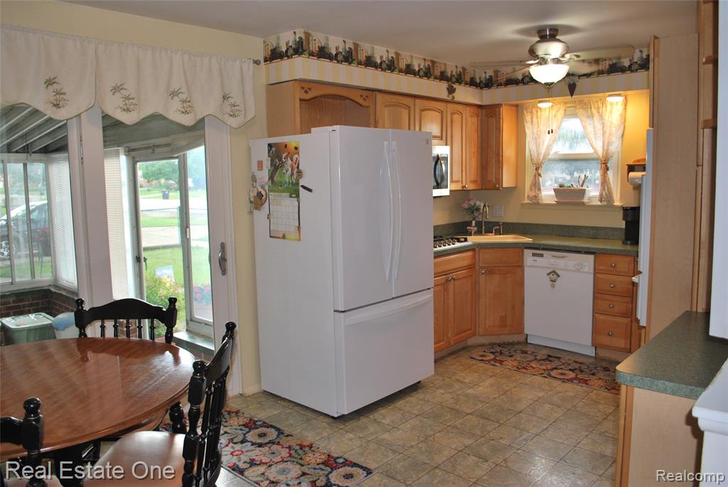 32759 Birchwood Street Property Photo 14