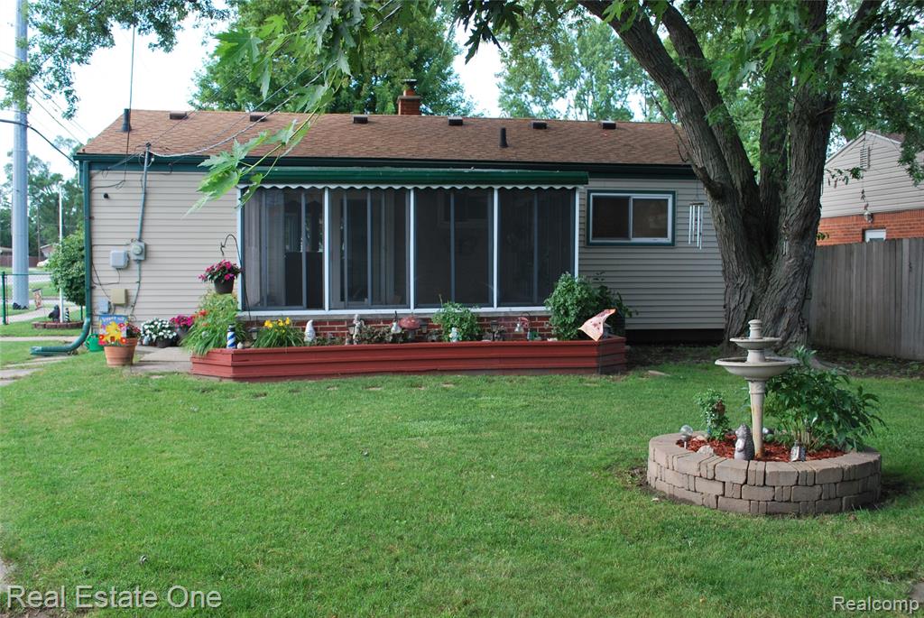 32759 Birchwood Street Property Photo 30